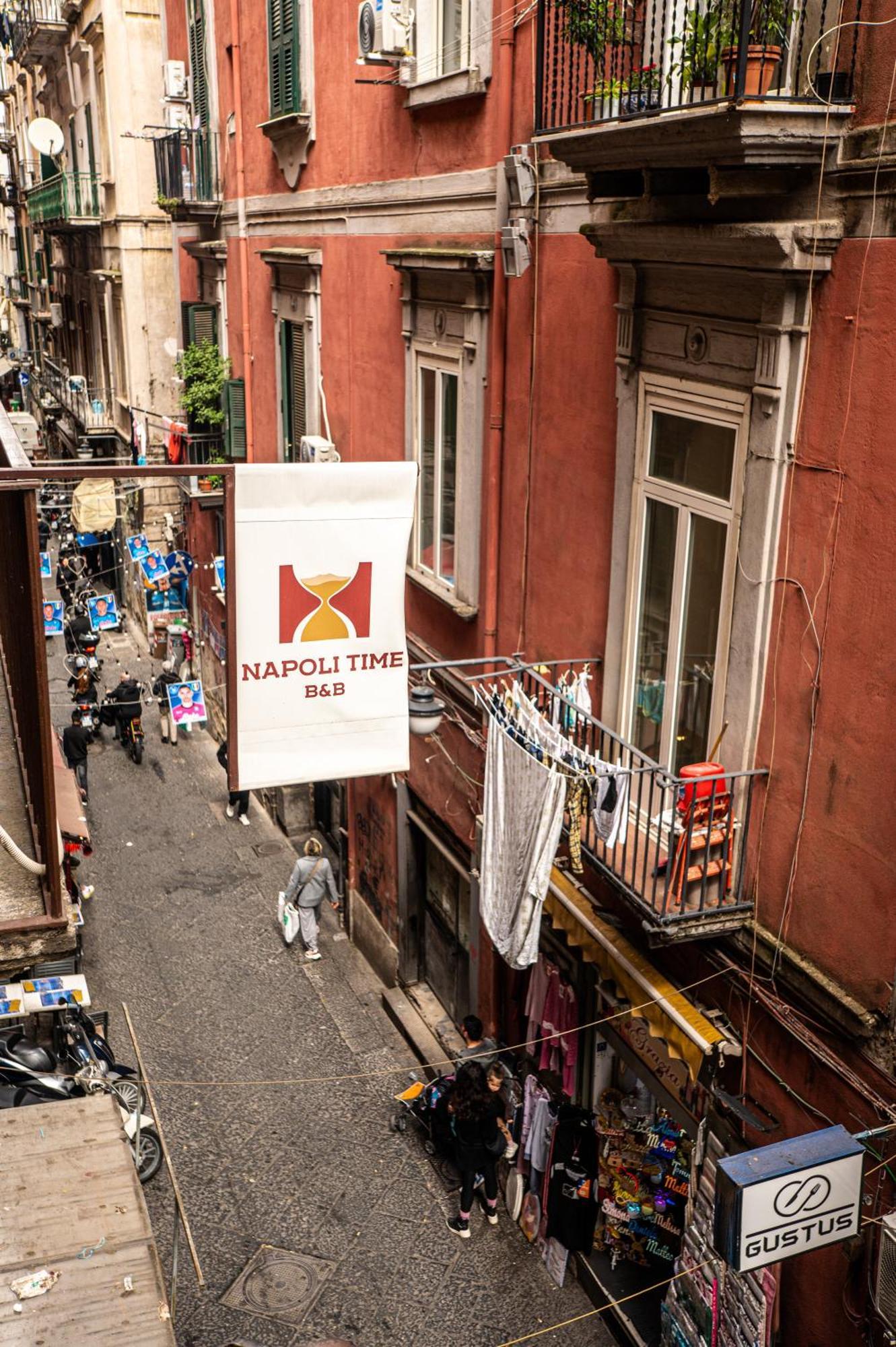 B&B Napoli Time Екстериор снимка
