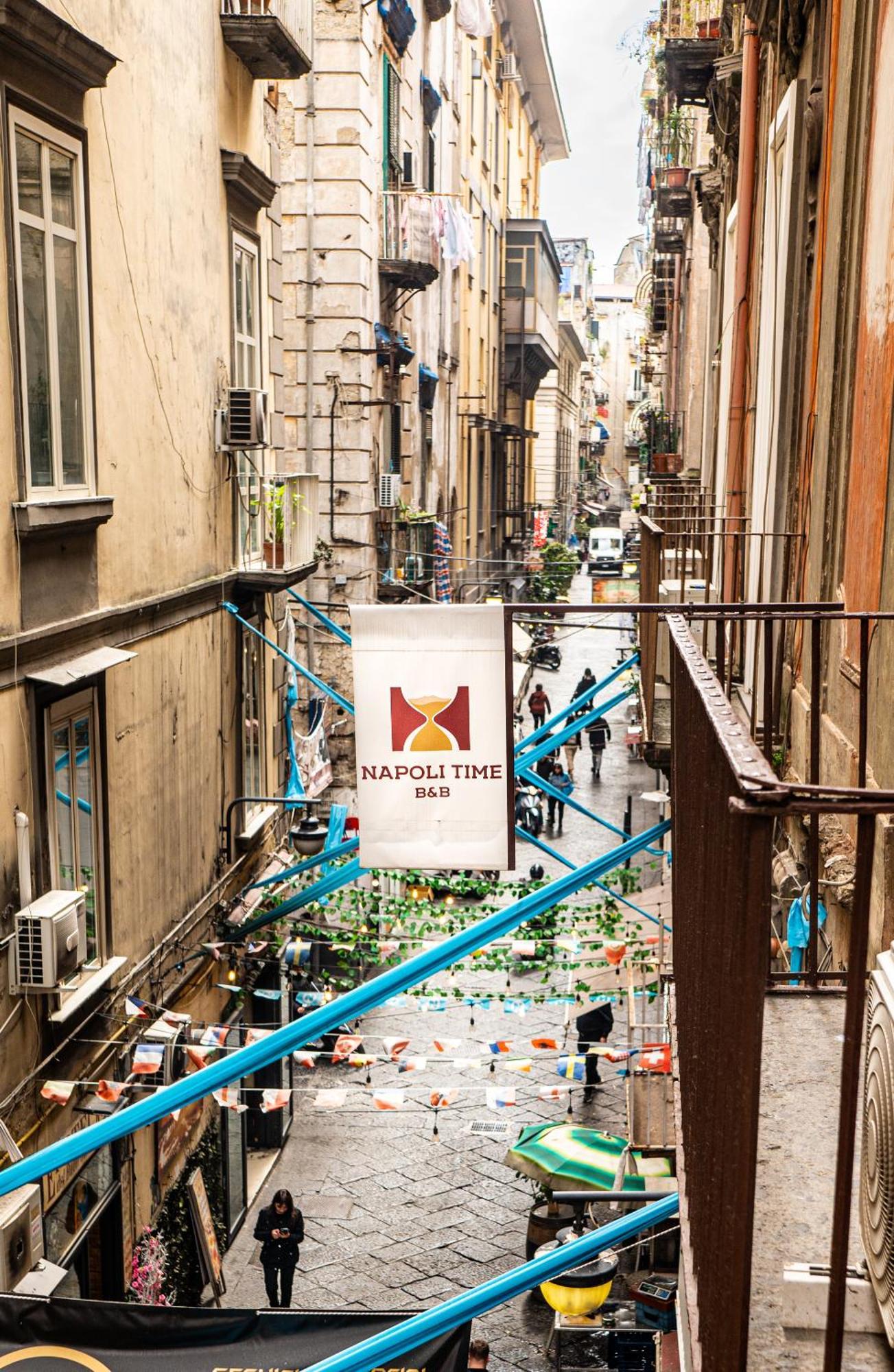 B&B Napoli Time Екстериор снимка