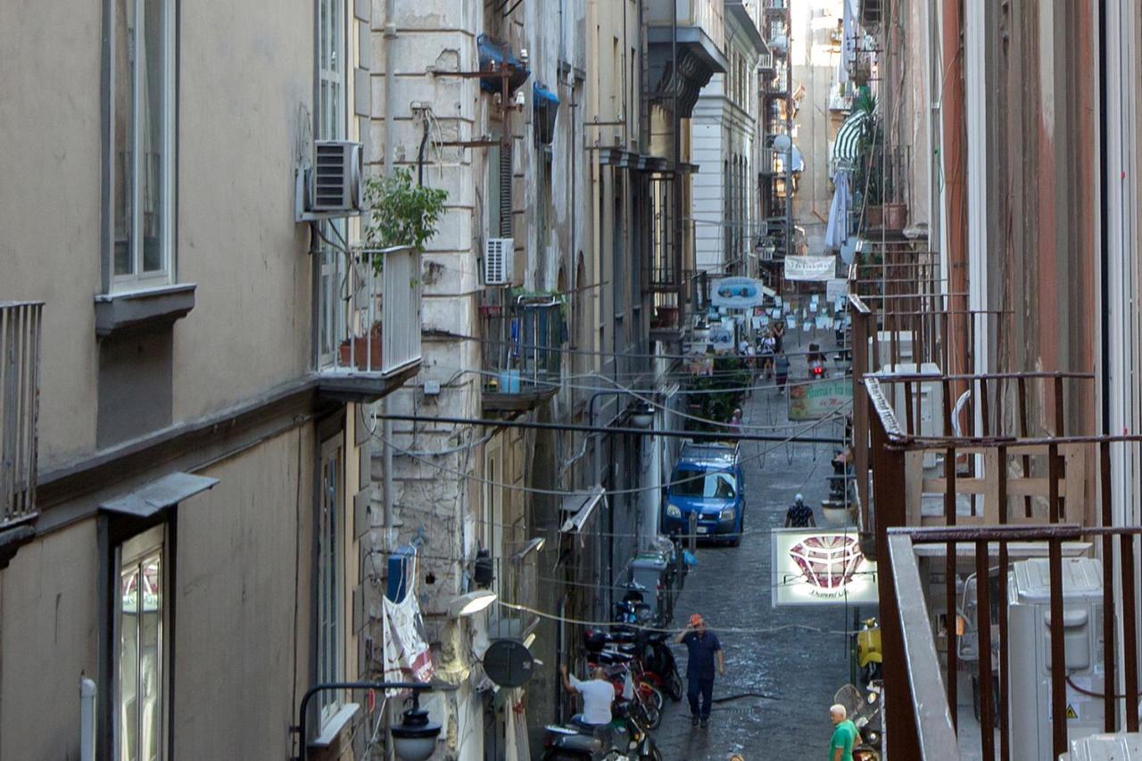 B&B Napoli Time Екстериор снимка